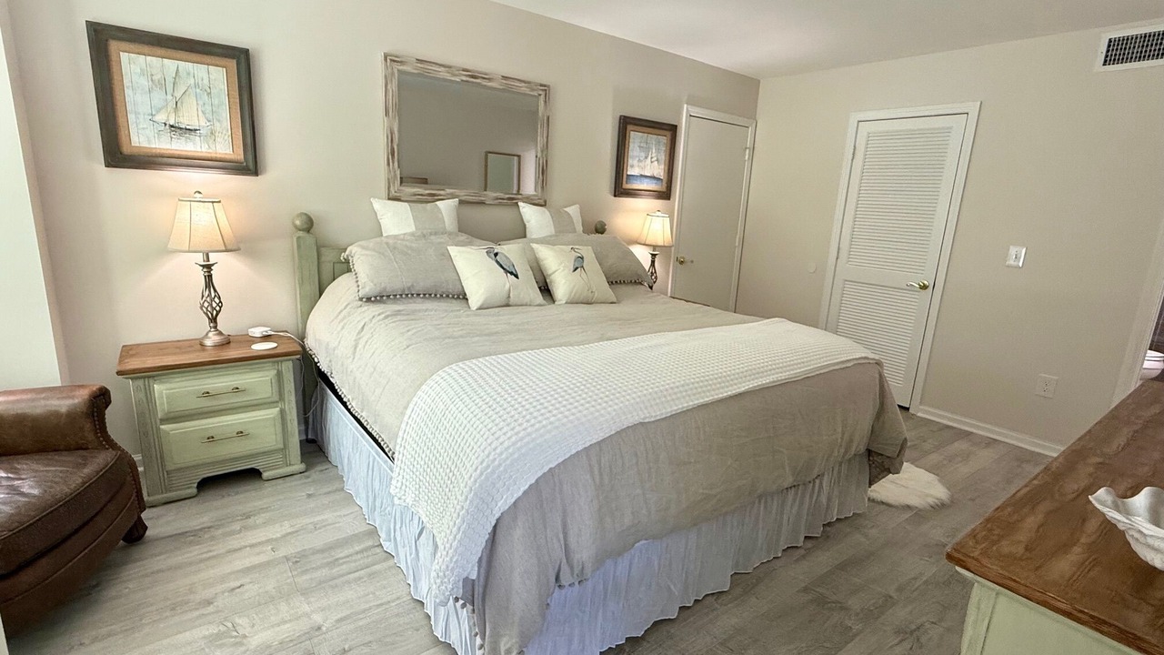 Photo of Bedroom in Seabrook Island
