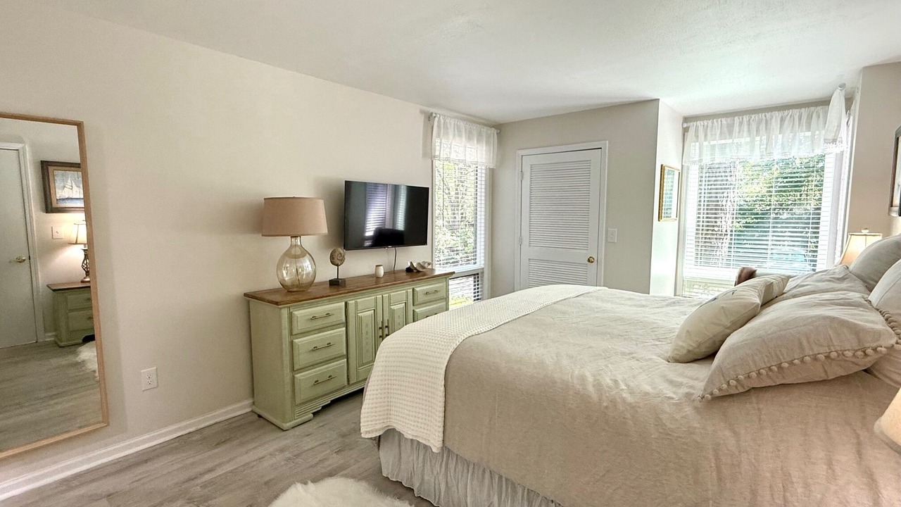 Photo of Bedroom in Seabrook Island