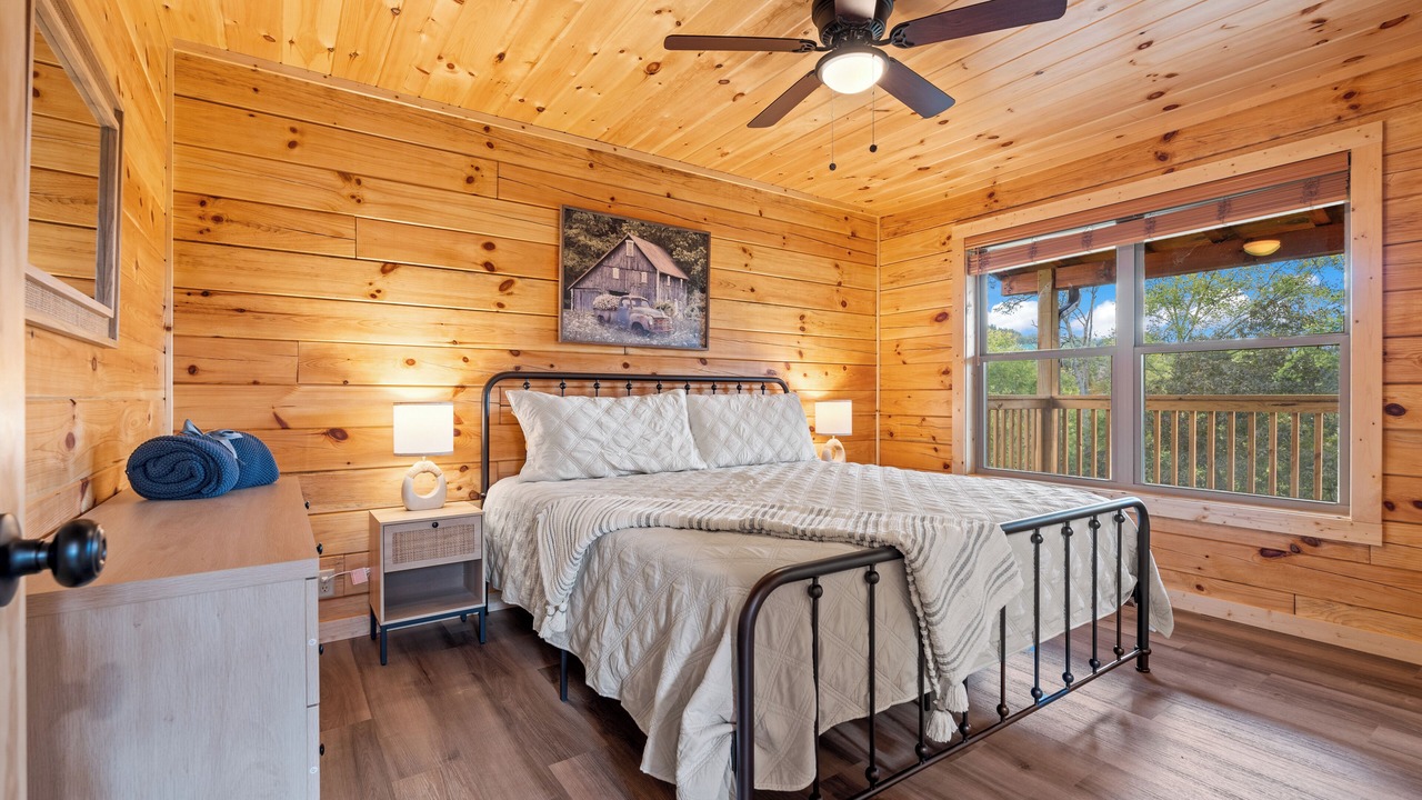 Photo of Bedroom in Sevierville