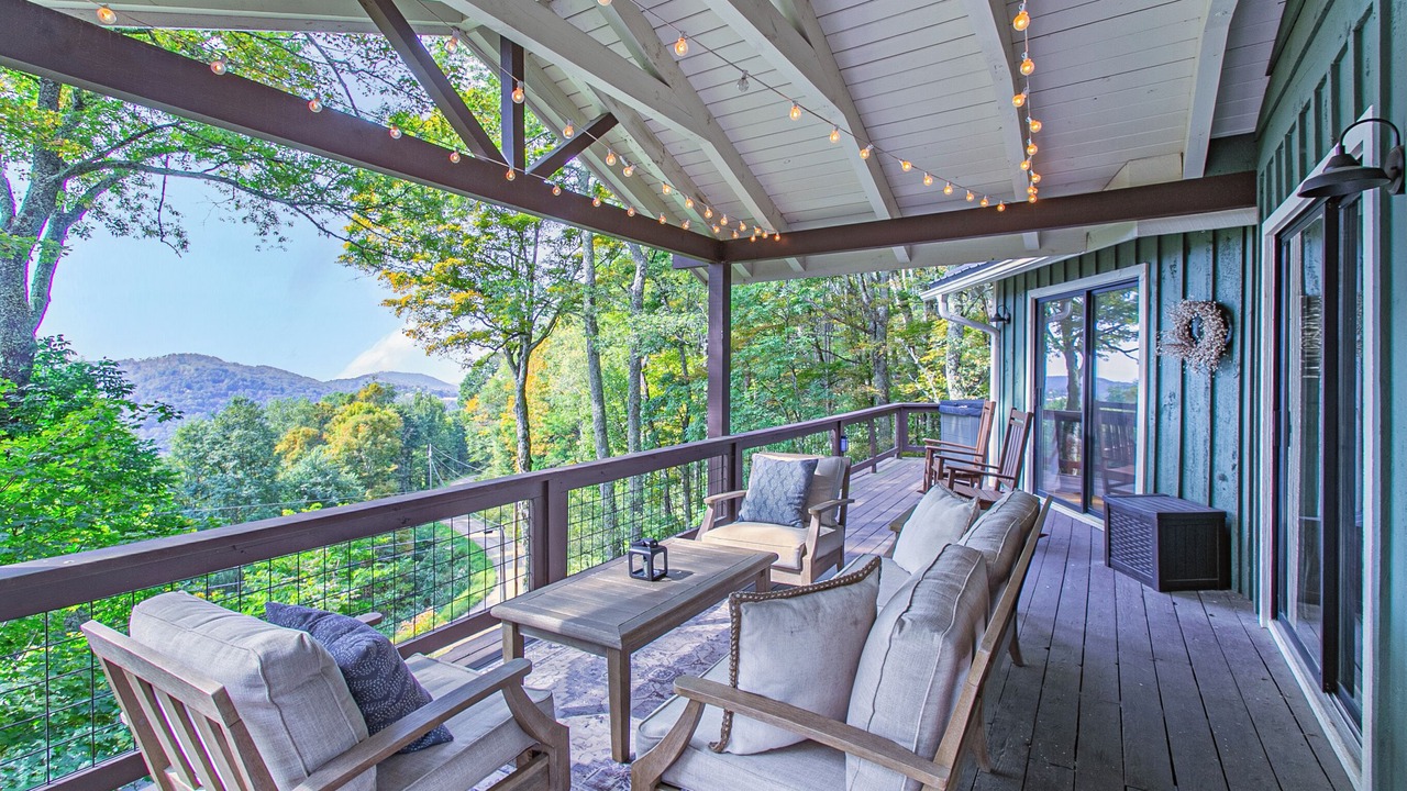 Photo of Patio Balcony in Wolf Laurel