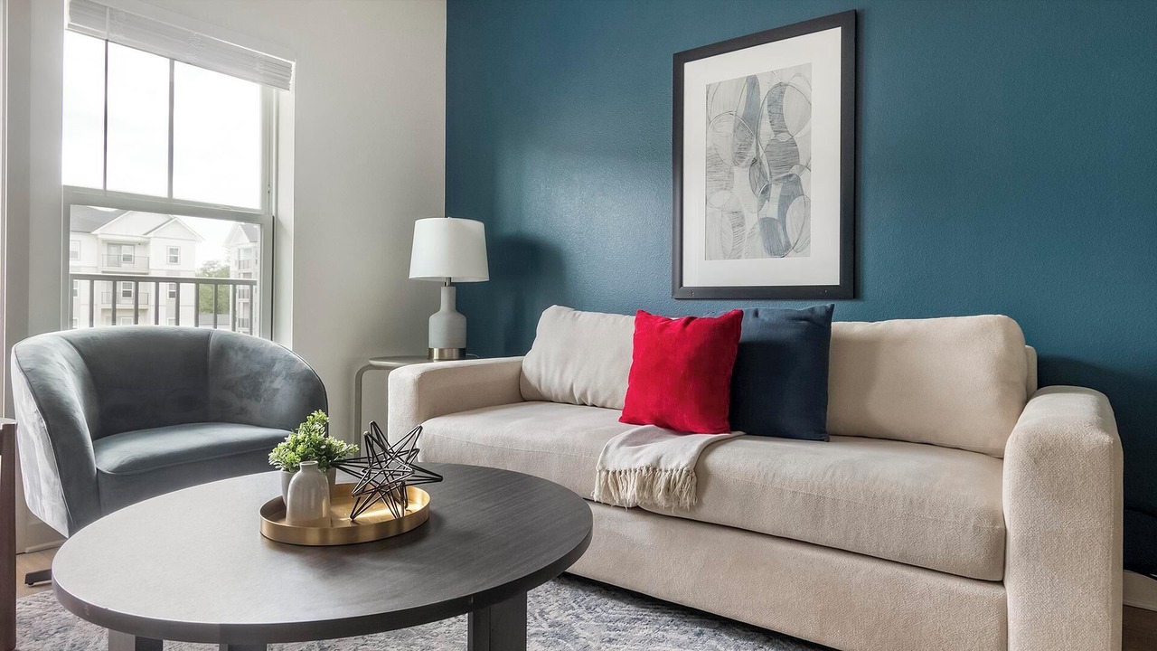 Photo of Livingroom in Jacksonville