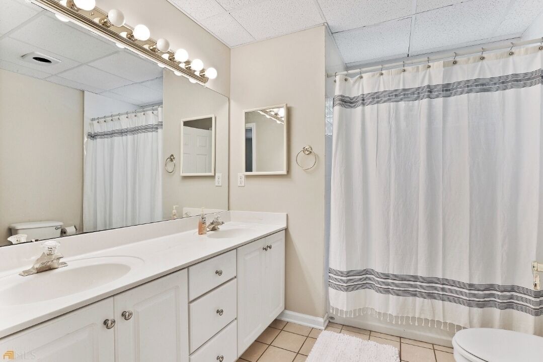 Photo of Bathroom in Sharpsburg