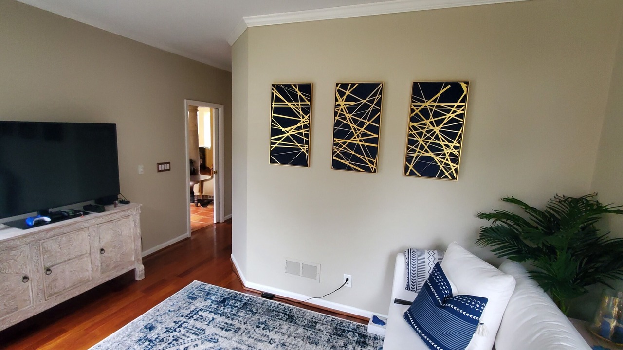 Photo of Livingroom in Sharpsburg