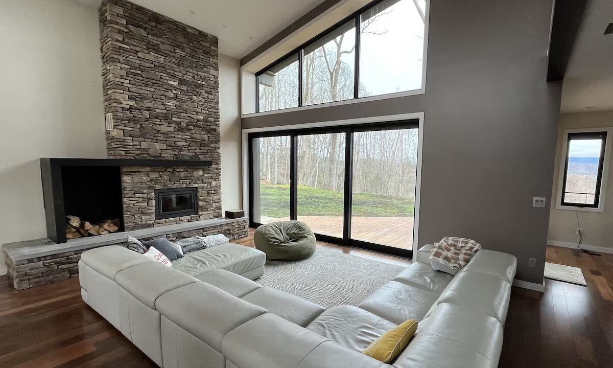 Photo of Livingroom in Marshall
