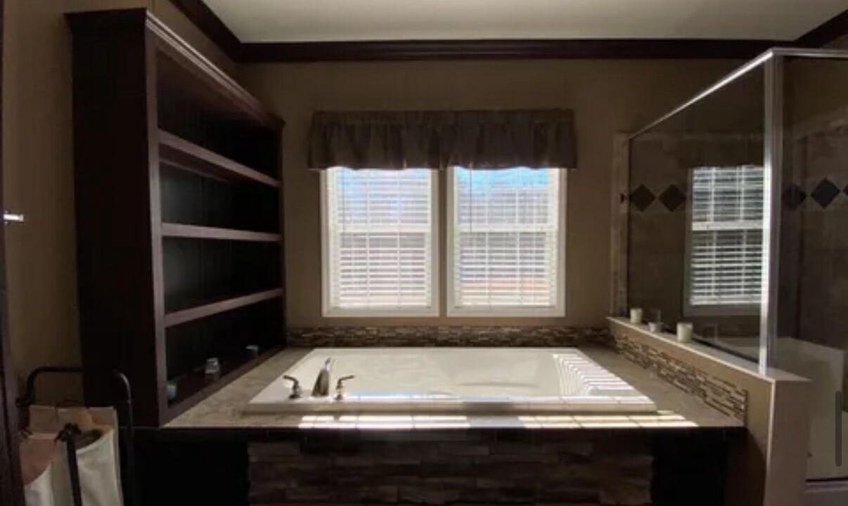 Photo of Bathroom in South Carolina Lakes & Blackwater Rivers