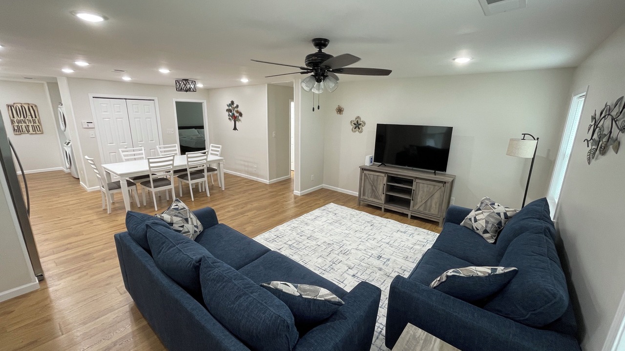 Photo of Livingroom in Macon