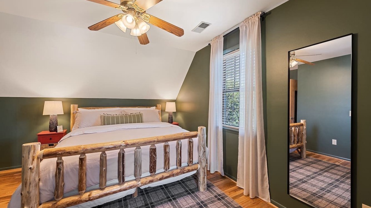 Photo of Bedroom in Maggie Valley