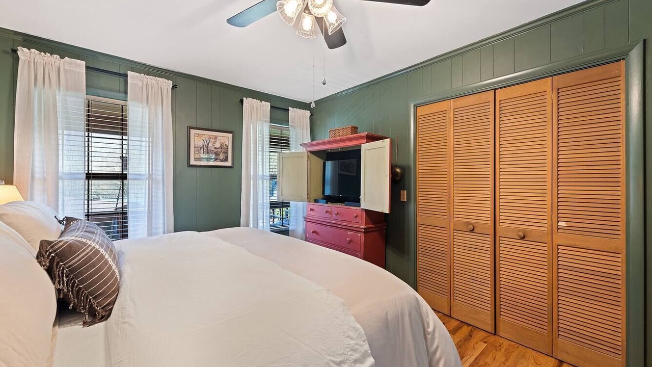 Photo of Bedroom in Maggie Valley