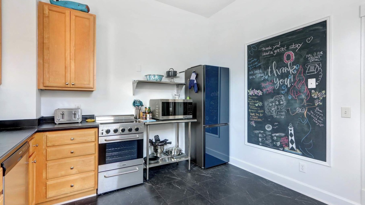 Photo of Kitchen in Beach Institute
