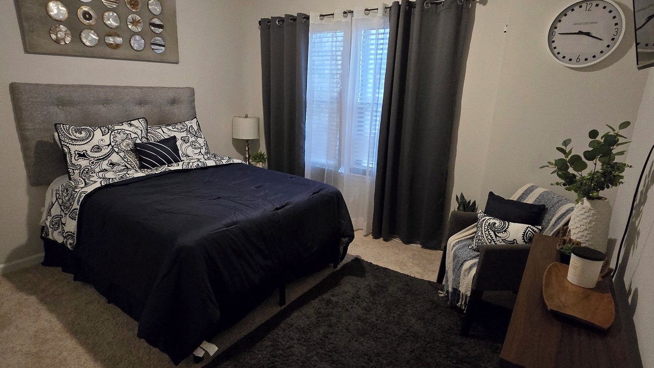 Photo of Bedroom in Newnan