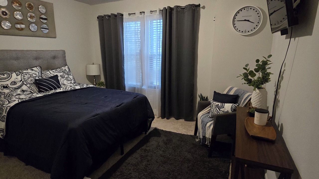 Photo of Bedroom in Newnan