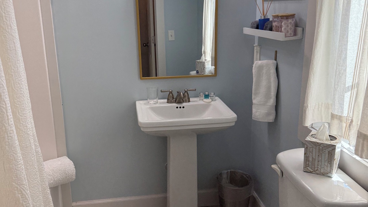 Photo of Bathroom in Saint Simons Heights