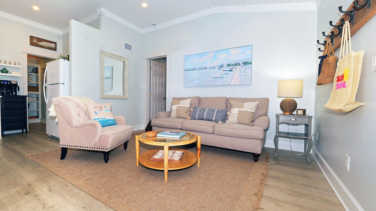 Photo of Livingroom in Saint Simons Heights