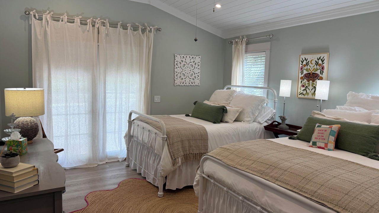 Photo of Bedroom in Saint Simons Heights