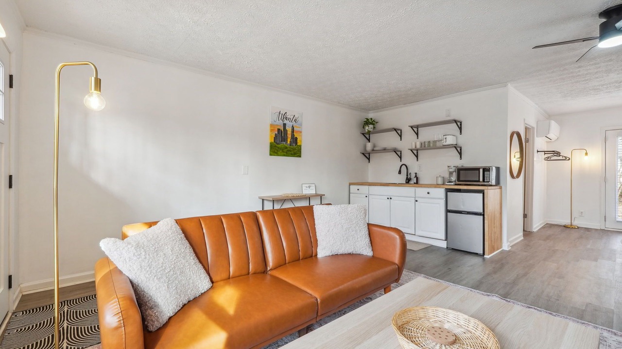 Photo of Livingroom in Kennesaw