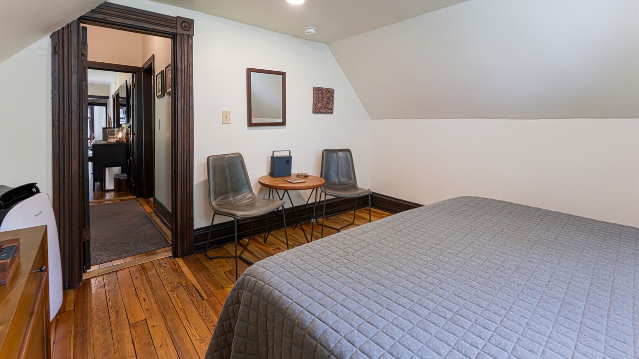 Photo of Bedroom in Marshall