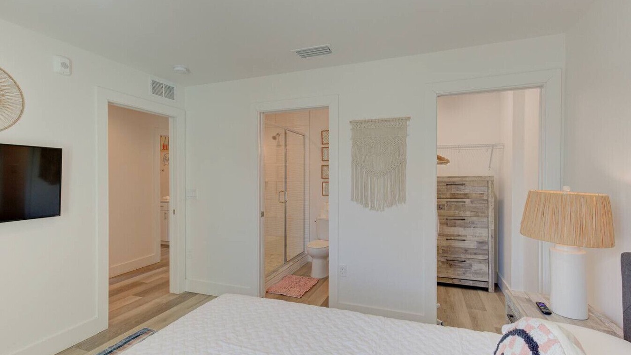 Photo of Bedroom in Madeira Beach