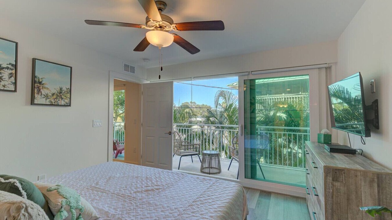 Photo of Bedroom in Madeira Beach