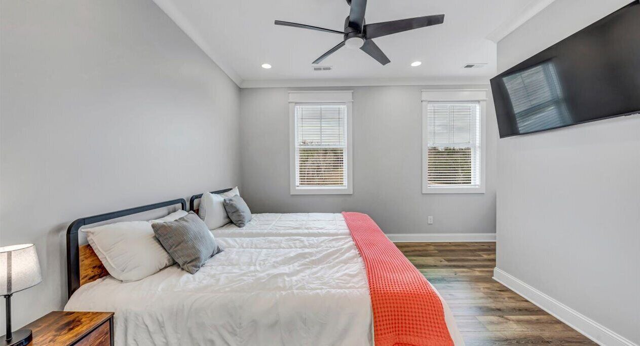 Photo of Bedroom in Guntersville
