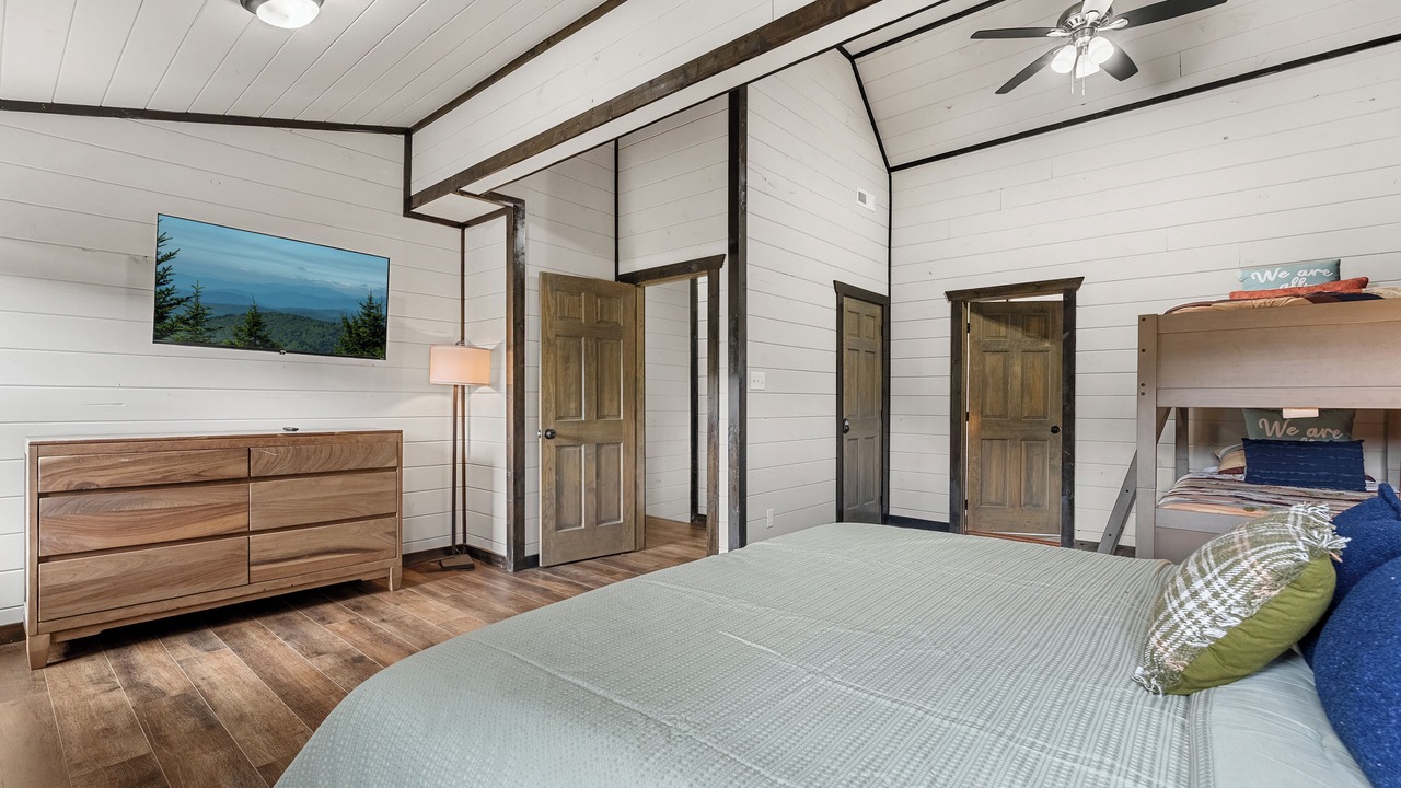 Photo of Bedroom in Sevierville