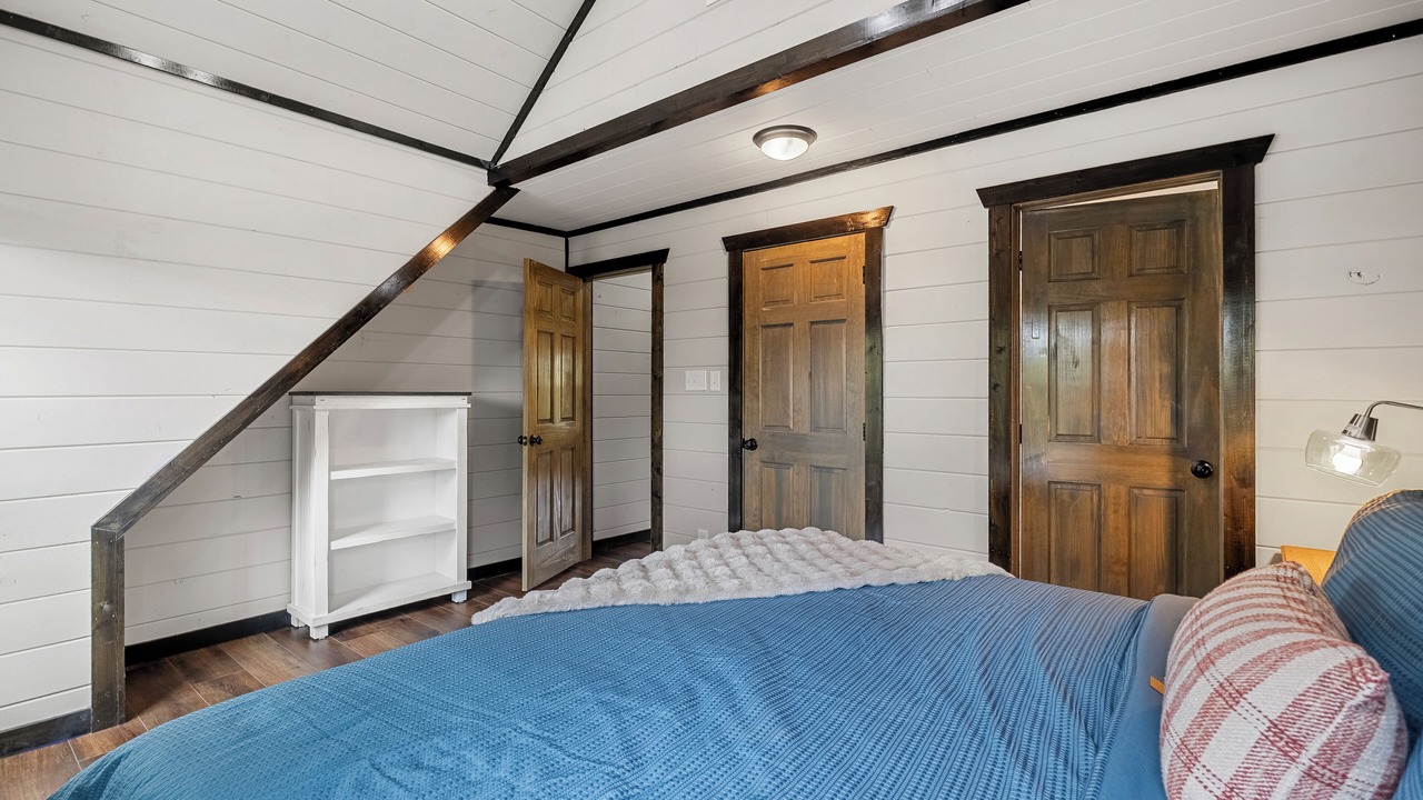 Photo of Bedroom in Sevierville