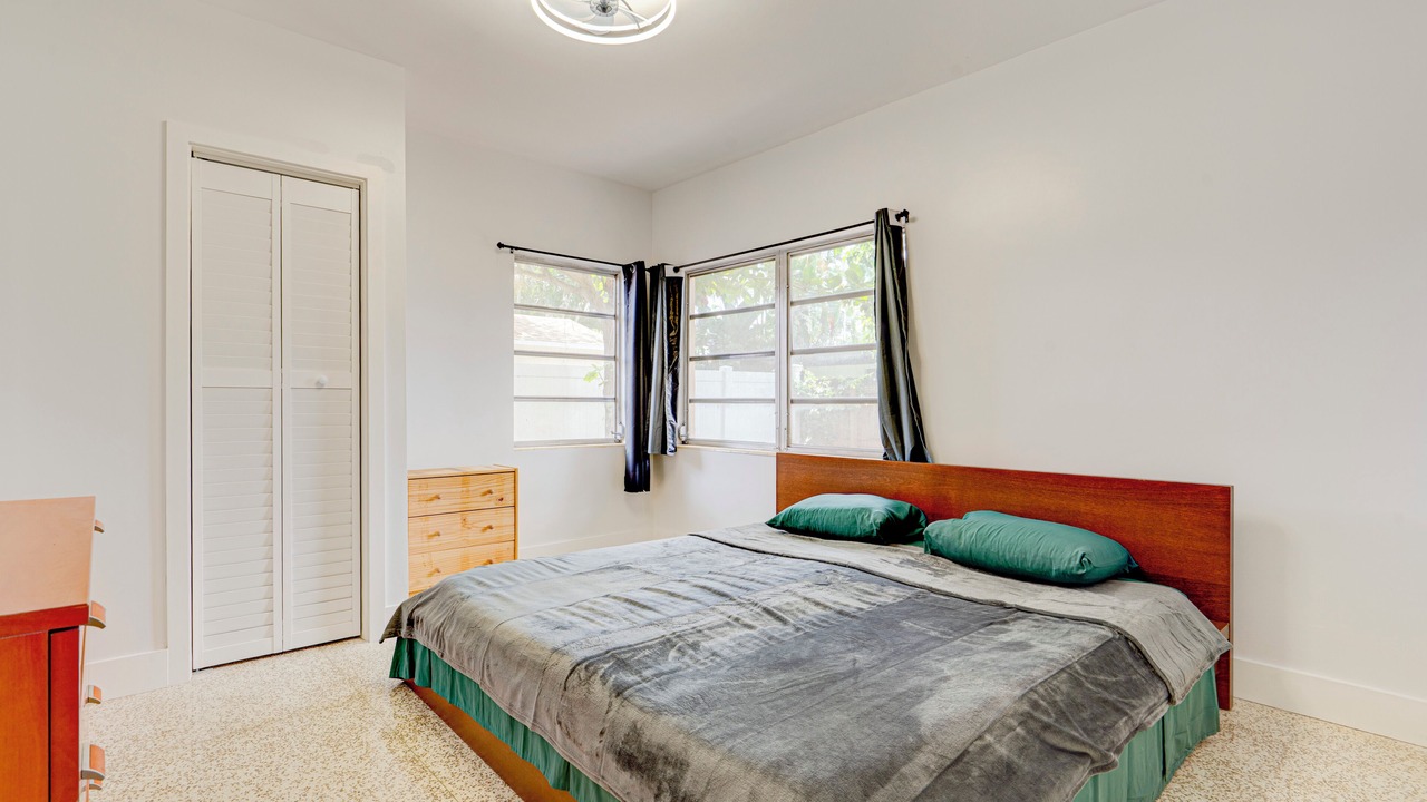 Photo of Bedroom in Miami Shores