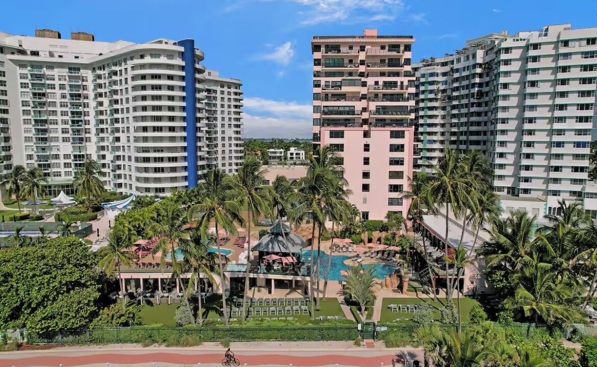 Photo of Outdoor in Mid Beach