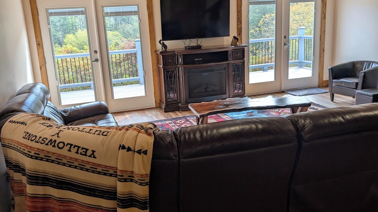 Photo of Livingroom in Waynesville