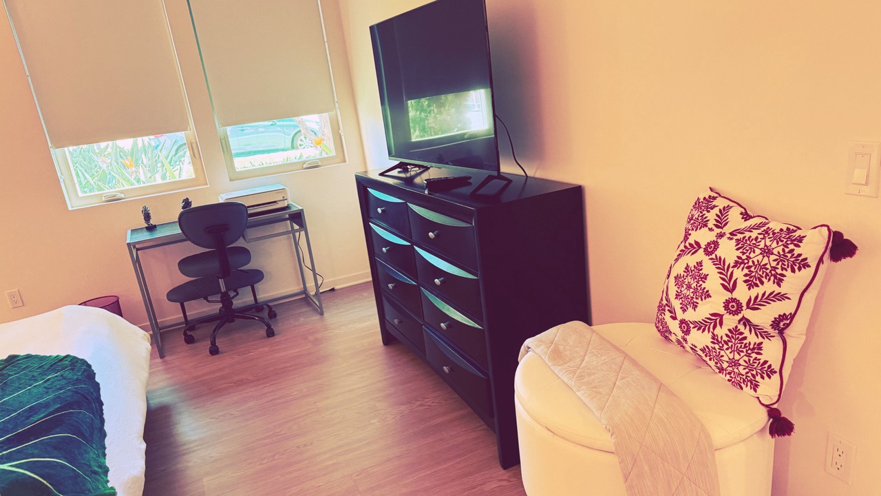 Photo of Bedroom in Airport Area