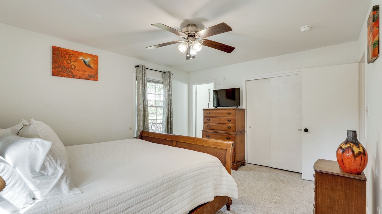 Photo of Bedroom in Wrens