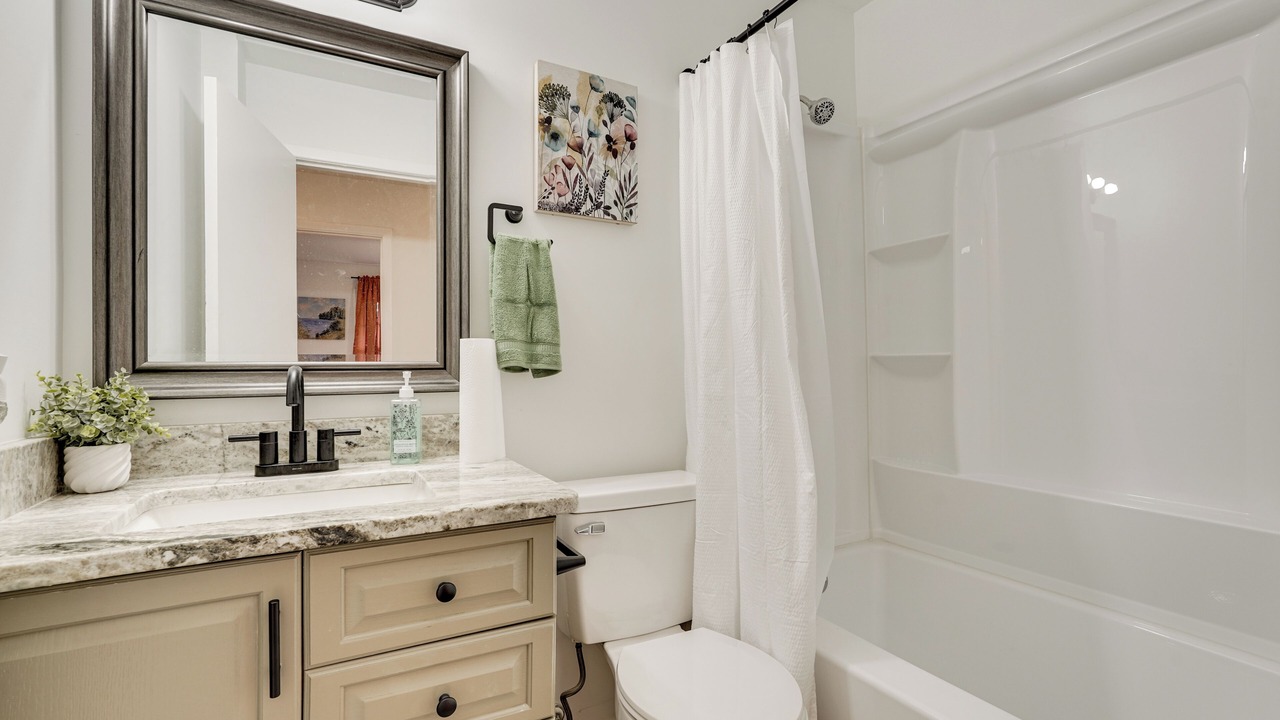 Photo of Bathroom in Wrens