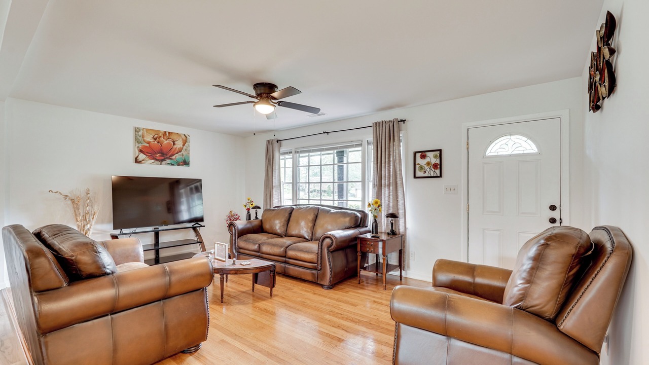 Photo of Bedroom in Wrens