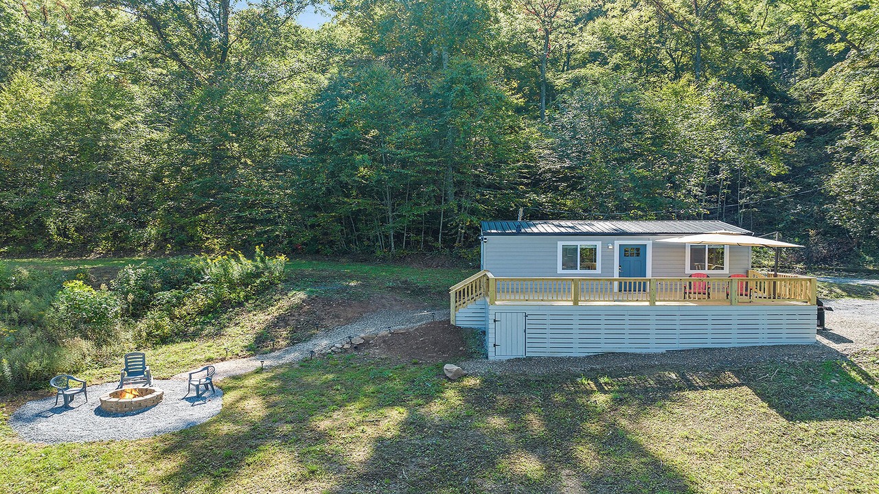 Photo of Outdoor in Waynesville