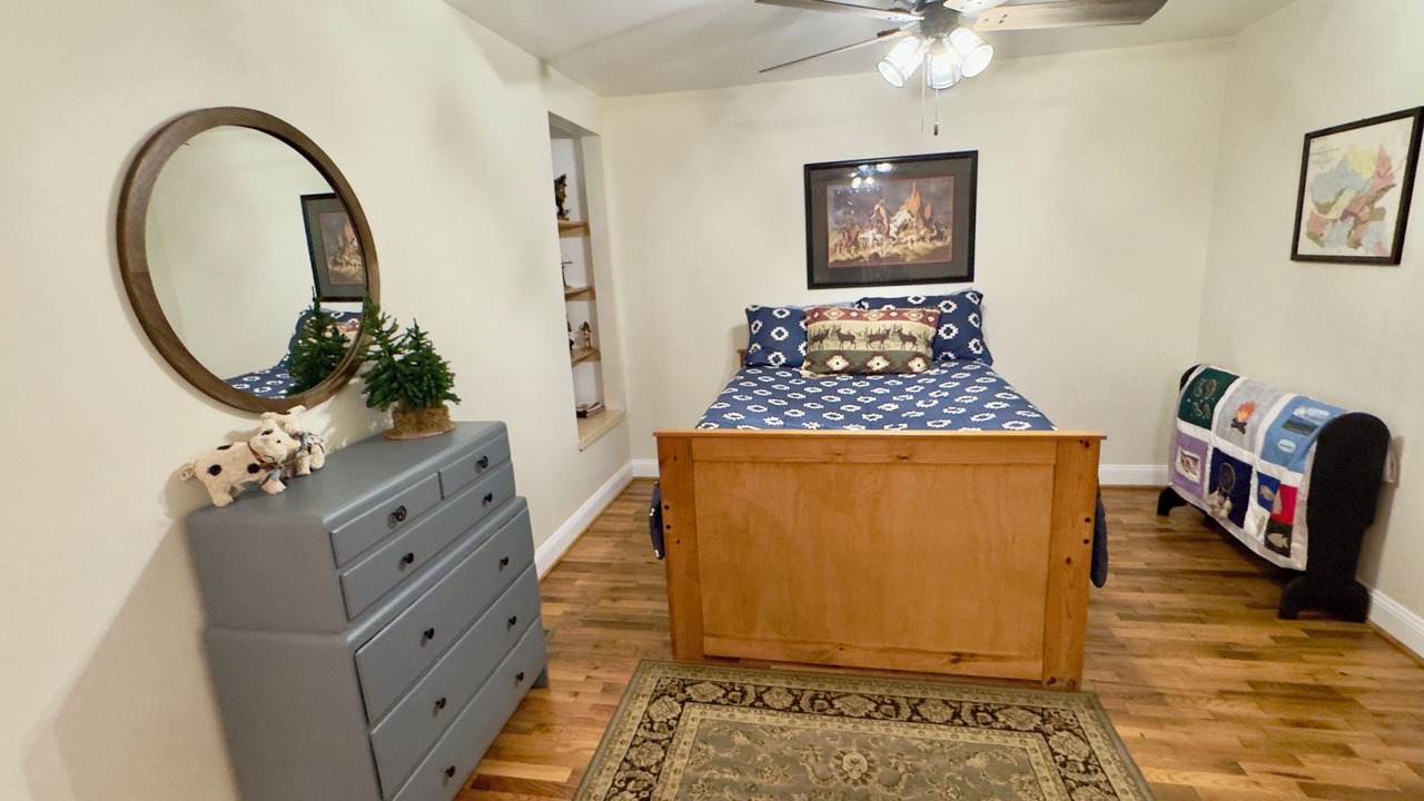 Photo of Bedroom in Bryant