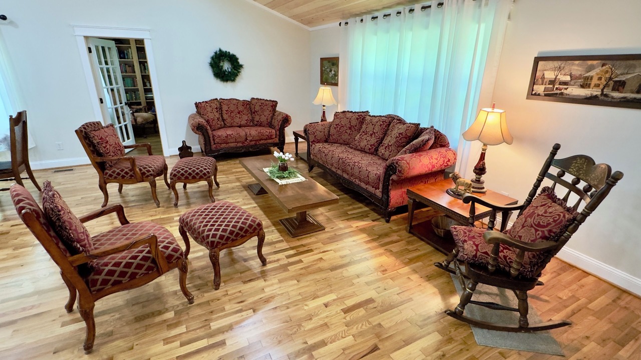 Photo of Livingroom in Bryant