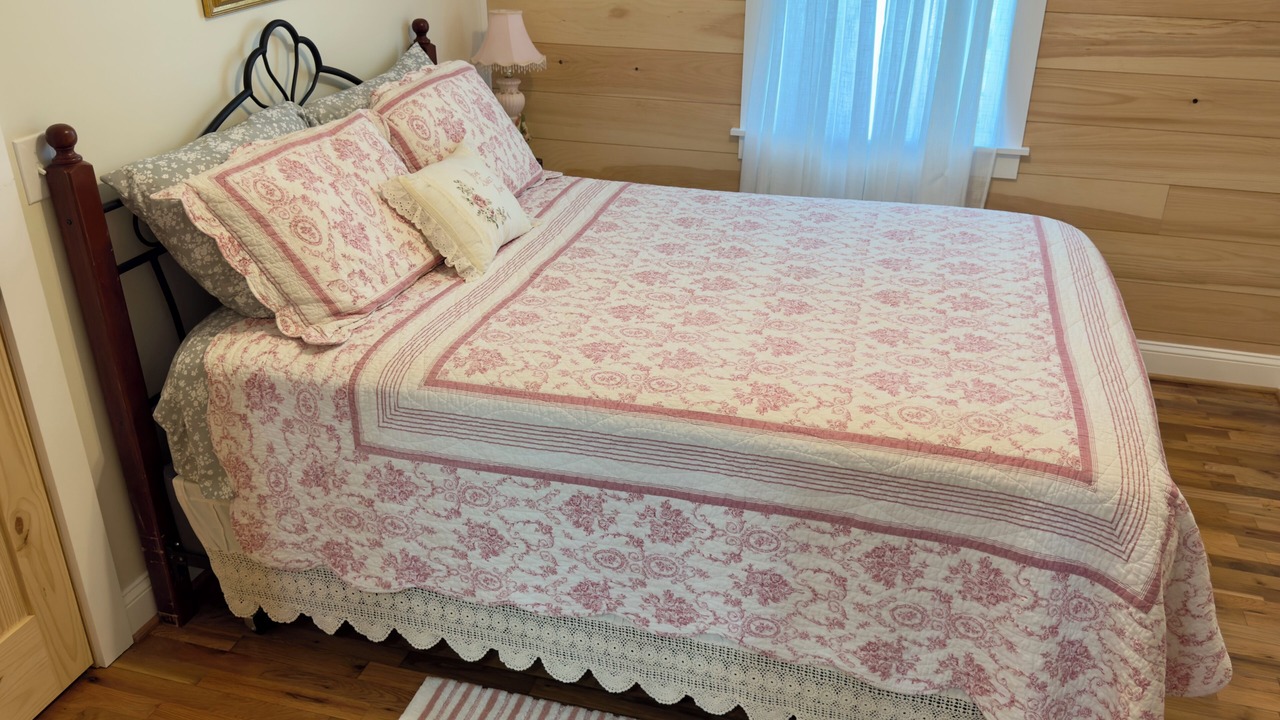 Photo of Bedroom in Bryant
