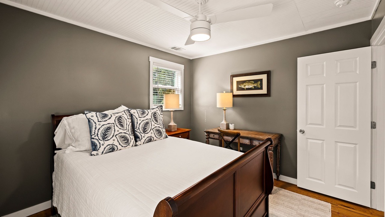 Photo of Bedroom in Montgomery