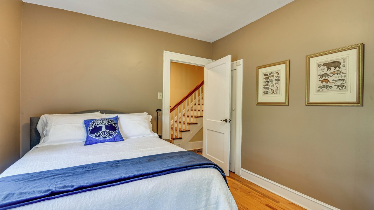 Photo of Bedroom in Asheville