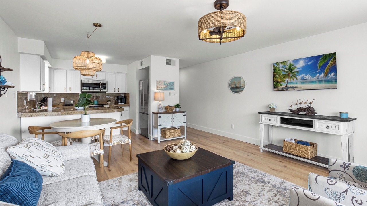 Photo of Livingroom in Orange Beach East
