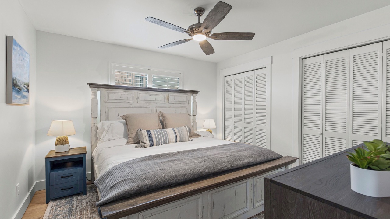 Photo of Bedroom in Orange Beach East