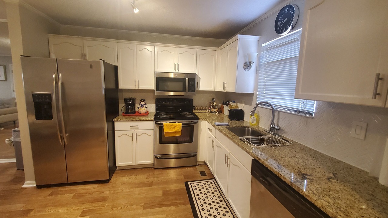 Photo of Kitchen in Five Points South