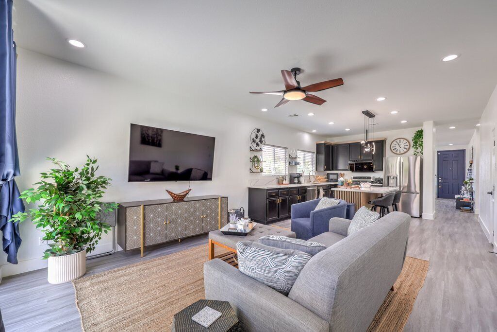 Photo of Livingroom in Summerlin South