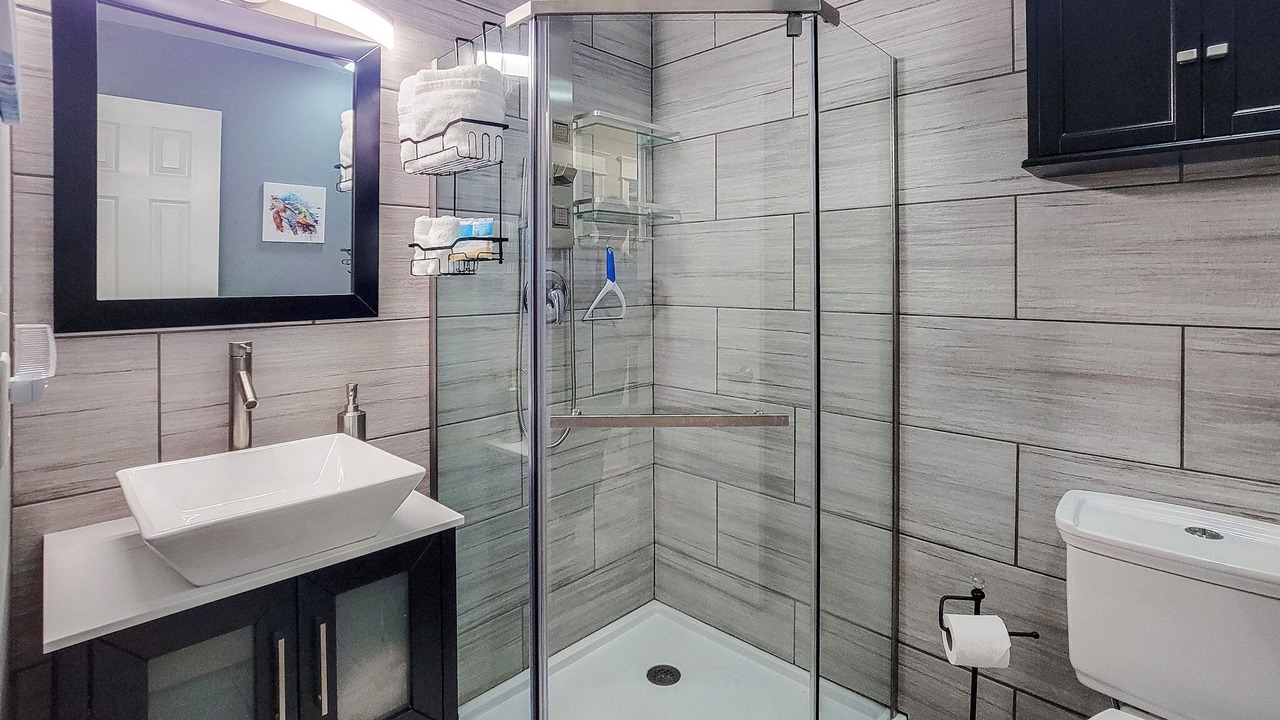 Photo of Bathroom in Gulf Park Estates