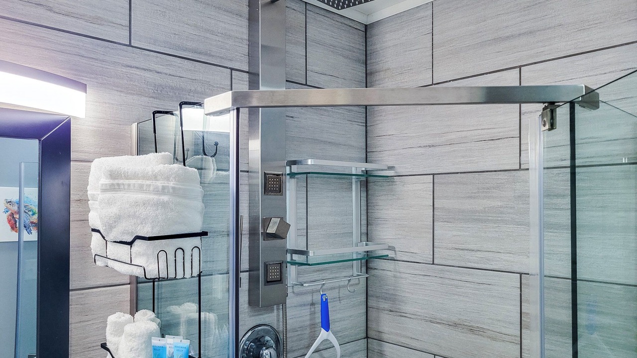 Photo of Bathroom in Gulf Park Estates