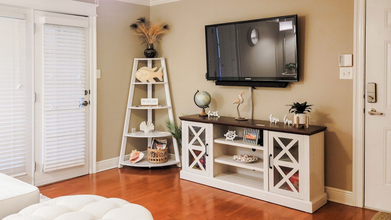 Photo of Livingroom in Gulf Park Estates