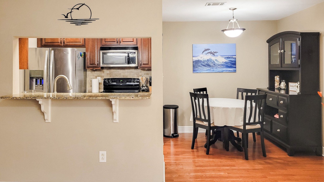 Photo of Kitchen in Gulf Park Estates