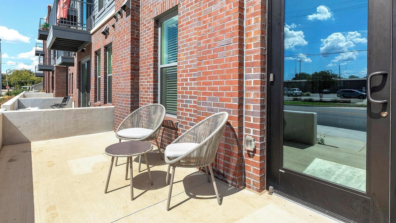 Photo of Patio Balcony in Huntsville