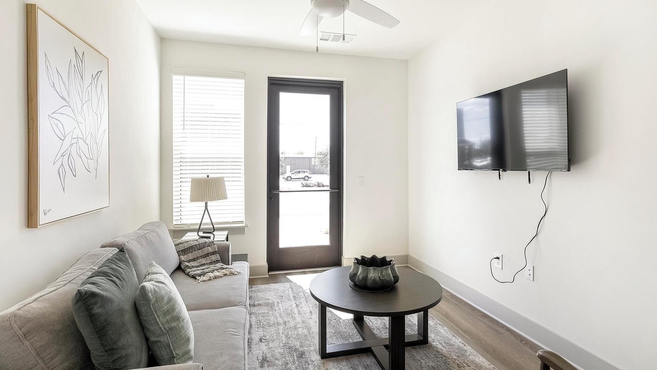Photo of Livingroom in Huntsville