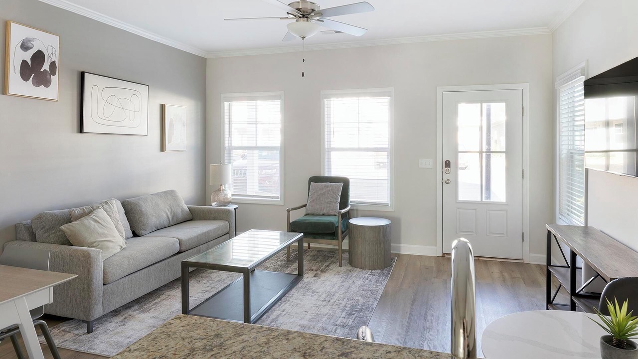 Photo of Livingroom in Huntsville