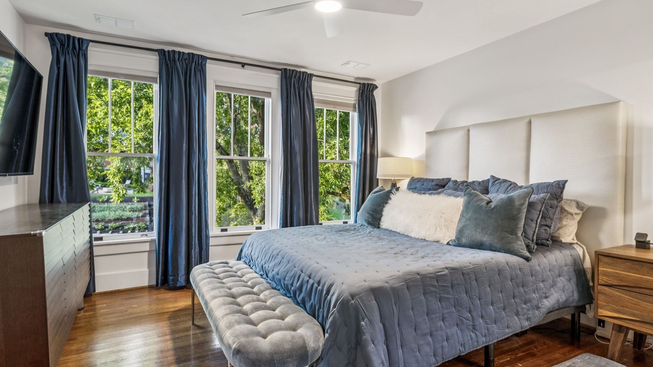 Photo of Bedroom in Belmont - Hillsboro